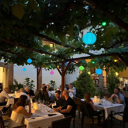 Polgar Panzio Bed & Breakfast 3*
